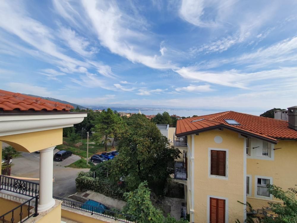 Villa en Lovran, Croacia, 600 m² - imagen 6