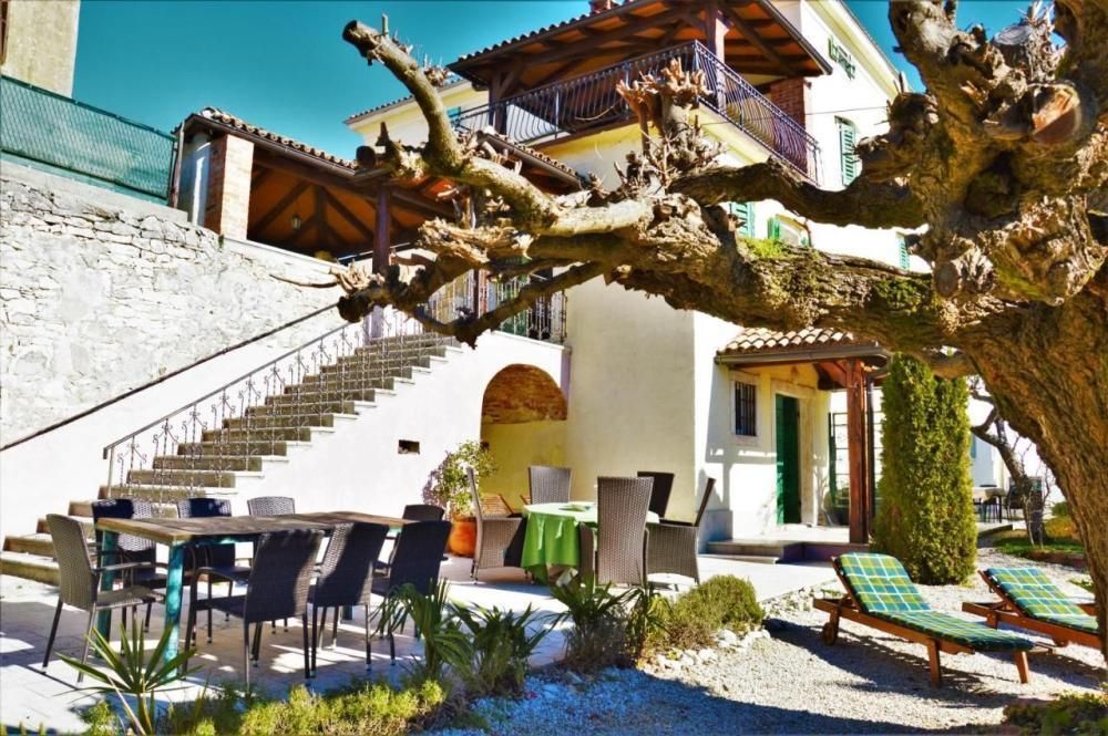 Villa Višnjan, Croatia, 800 m² - picture 6