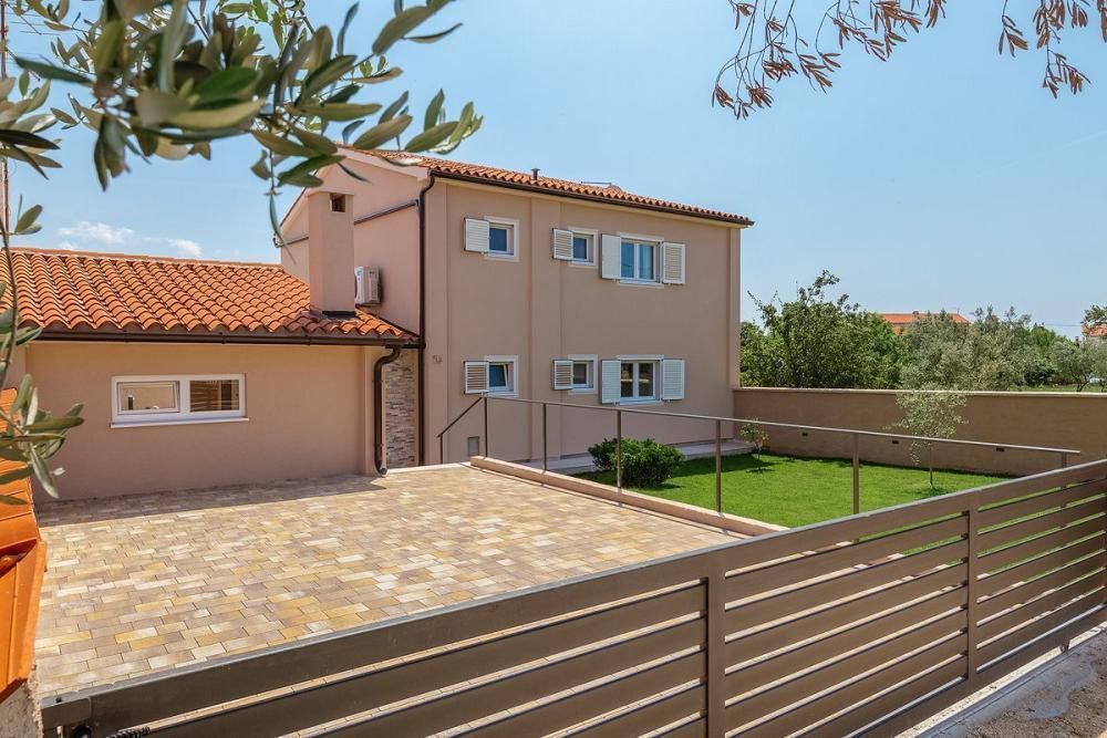 Villa a Pola, Croazia, 180 m² - foto 6