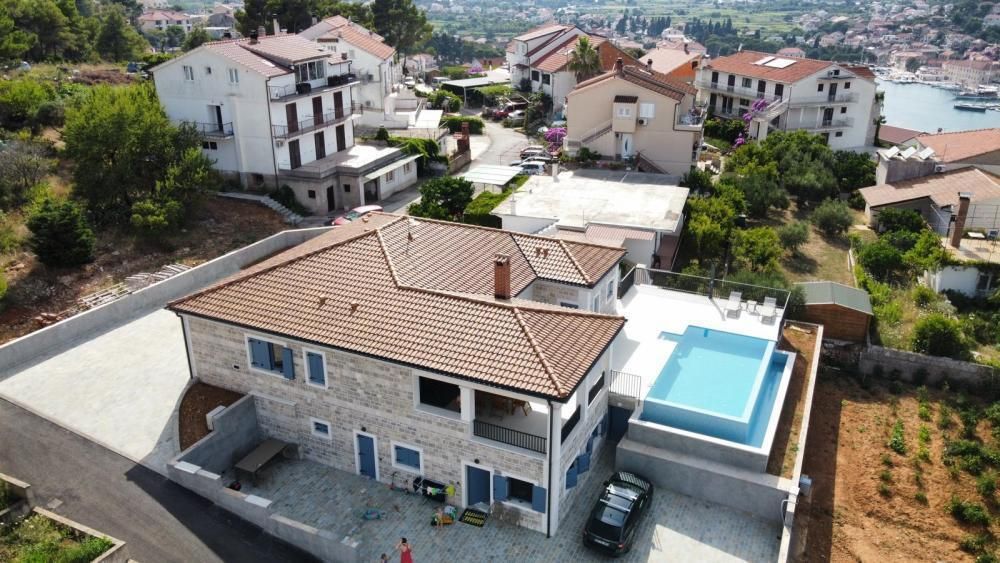 Villa Jelsa, Croacia, 230 m² - imagen 6