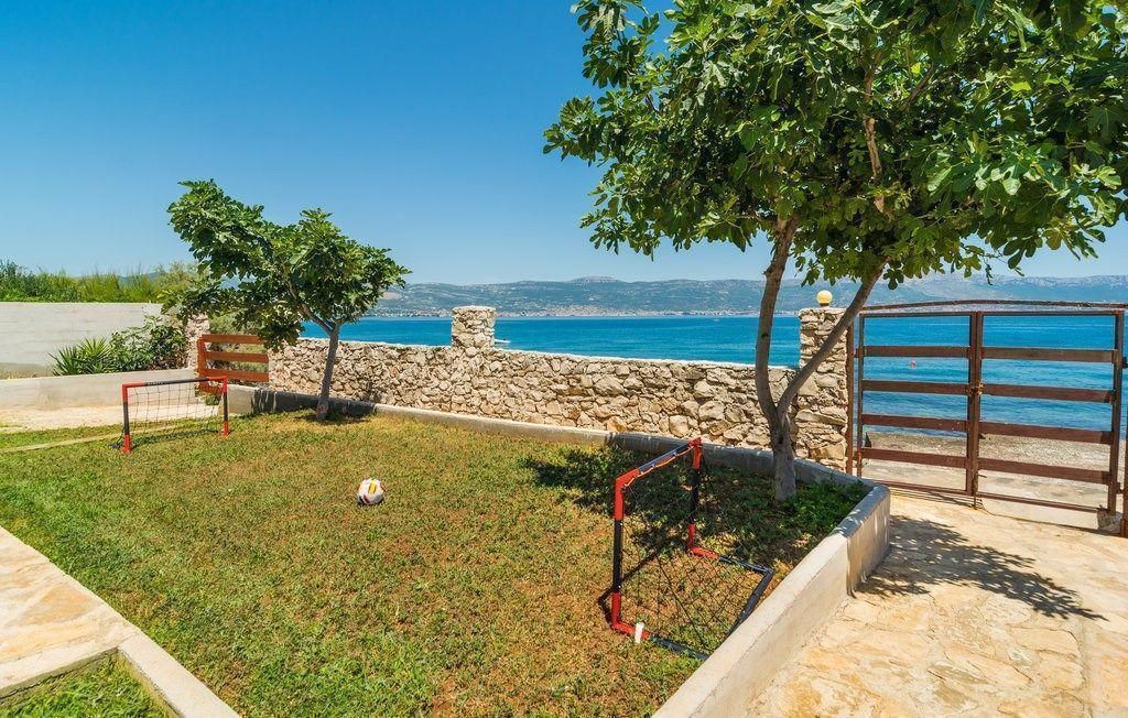 Villa in Trogir, Croatia, 260 m² - picture 6