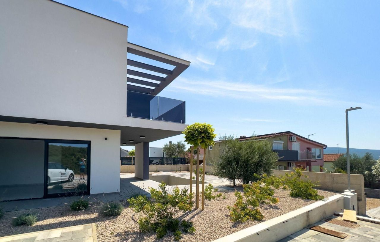 Villa on Krk, Croatia, 150 m² - picture 6