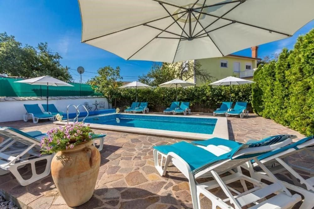 Hotel in Malinska-Dubasnica, Croatia, 681 m² - picture 7