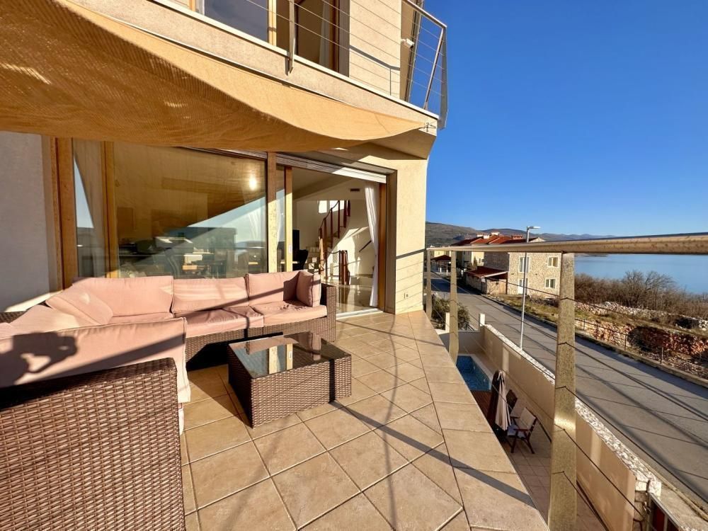 Villa à Novi Vinodolski, Croatie, 165 m² - image 7