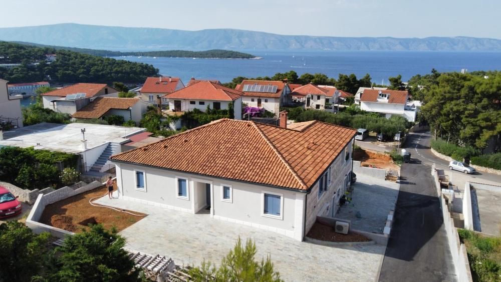 Villa Jelsa, Croacia, 230 m² - imagen 7