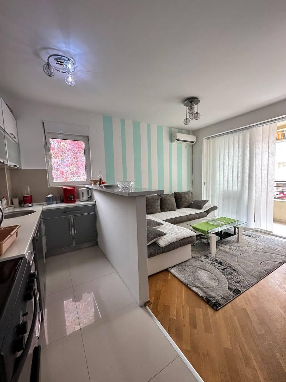 Flat in Budva, Montenegro, 60 m² - picture 1