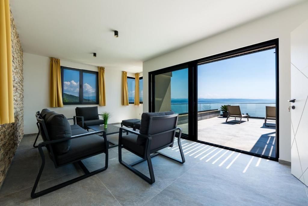 Villa in Opatija, Croatia, 400 m² - picture 7