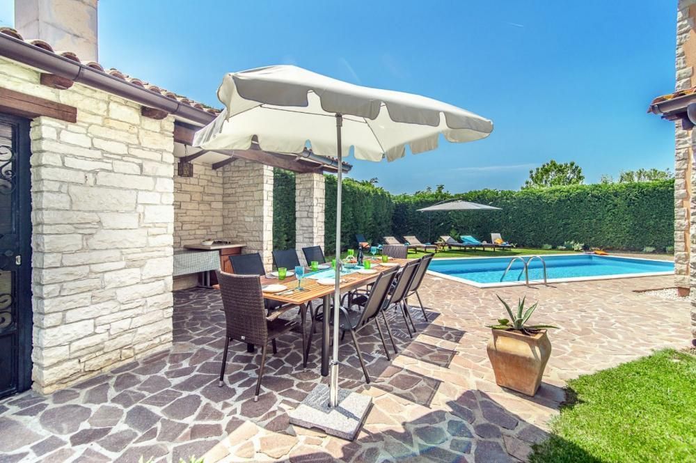 Villa à Svetvincenat, Croatie, 160 m² - image 8