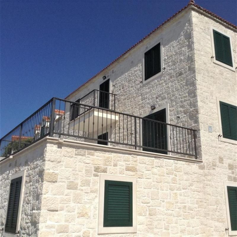 Hotel on Brac, Croatia, 450 m² - picture 9