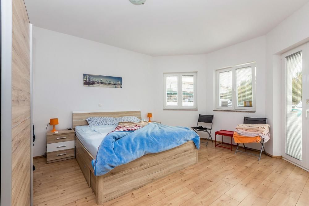 Villa in Malinska-Dubasnica, Croatia, 456 m² - picture 9