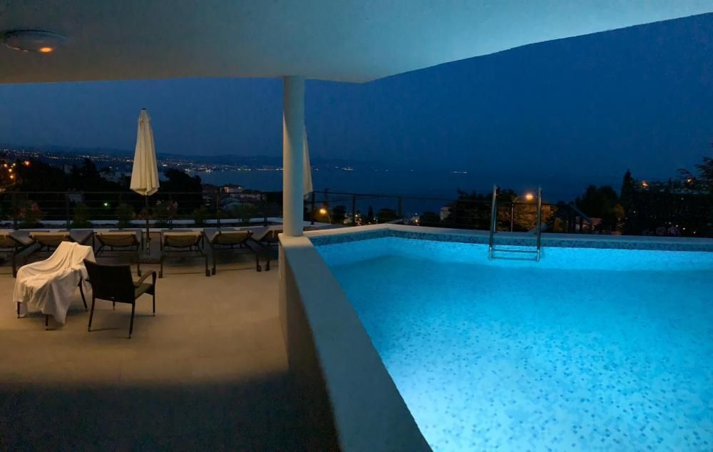 Hotel en Opatija, Croacia, 641 m² - imagen 9