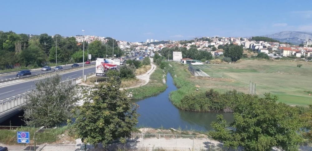 Hôtel à Split, Croatie, 2 600 m² - image 9