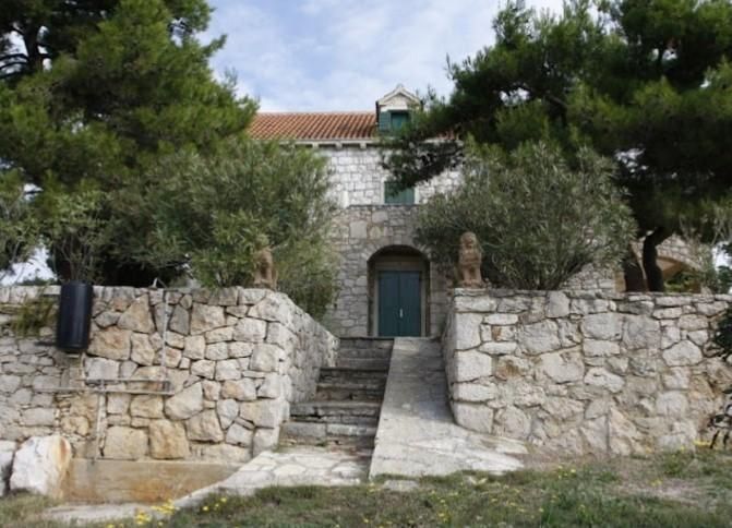 Villa Murter, Croatia, 545 m² - picture 8