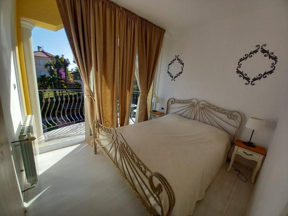 Villa en Lovran, Croacia, 625 m² - imagen 9