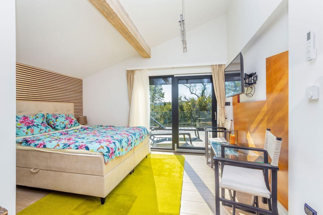 Villa Gostinjac, Dobrinj, Croacia, 254 m² - imagen 9