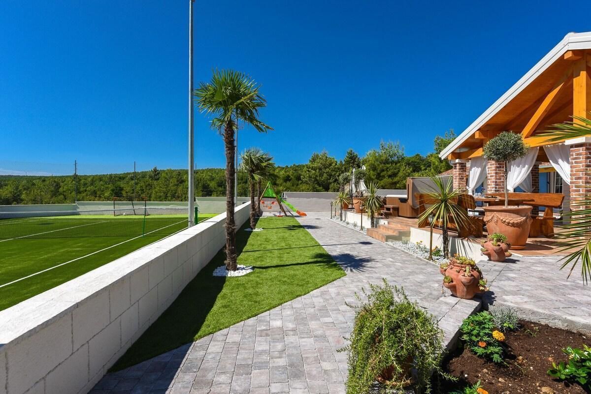 Villa à Zadar, Croatie, 180 m² - image 9