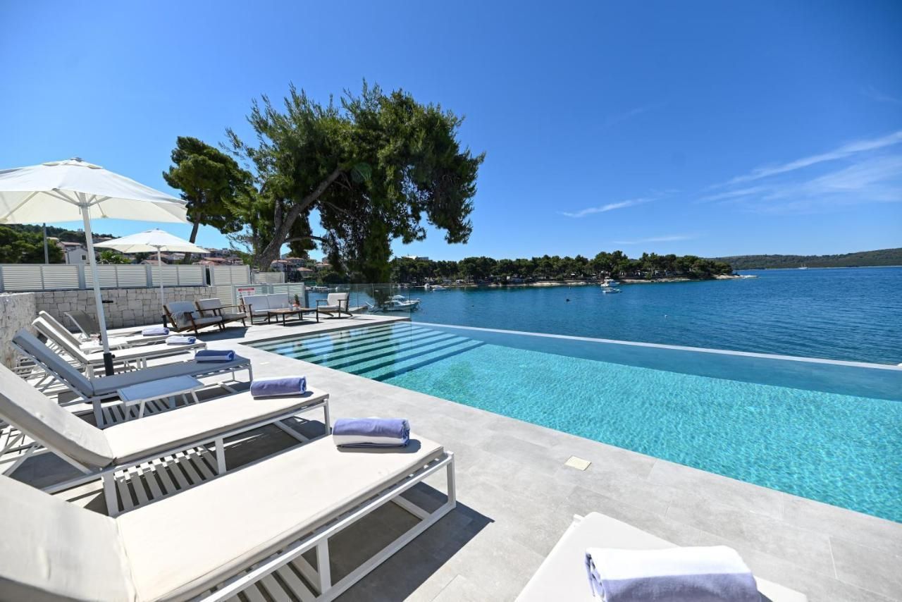 Villa on Ciovo, Croatia, 300 m² - picture 9