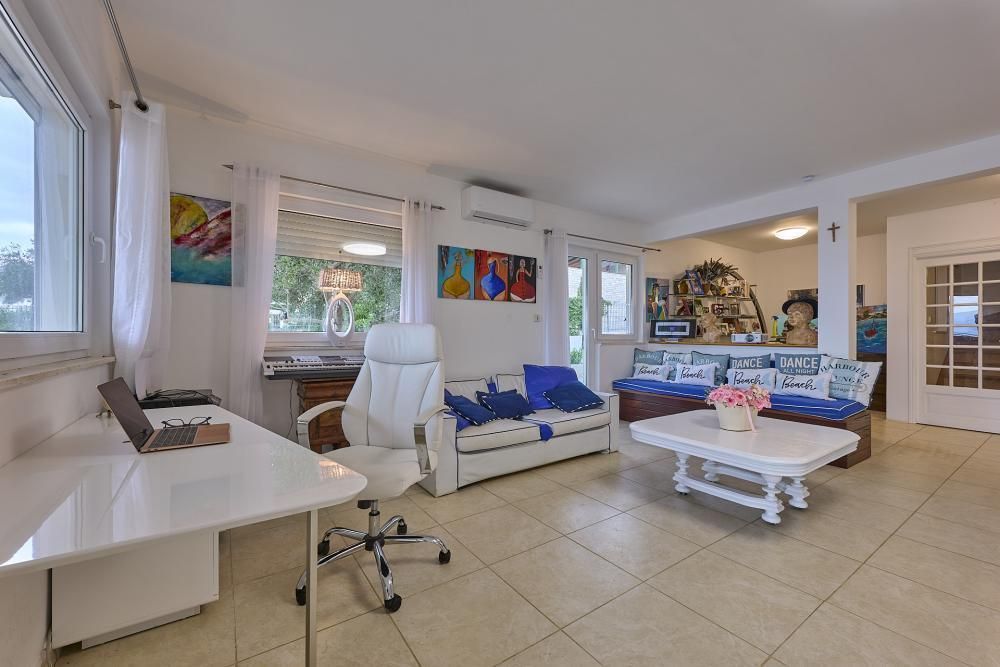 Villa su Ciovo, Croazia, 304 m² - foto 10