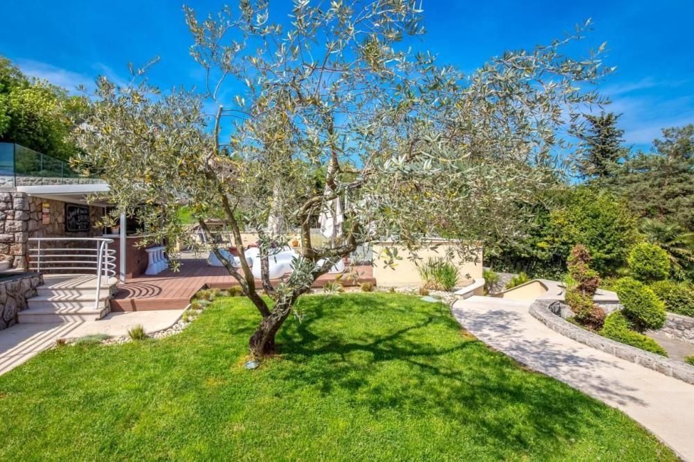 Hotel en Lovran, Croacia, 700 m² - imagen 10