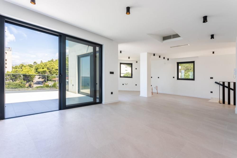 Villa Brela, Croatia, 386 m² - picture 10