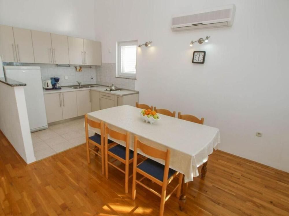 Hotel in Makarska, Croatia, 411 m² - picture 9