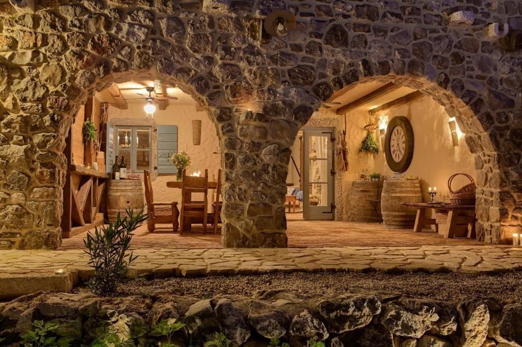 Villa in Malinska-Dubasnica, Croatia, 260 m² - picture 10