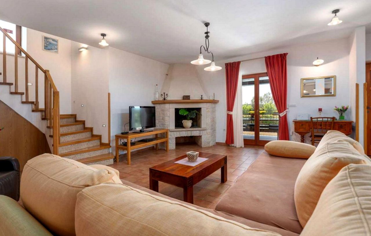 Villa en Tinjan, Croacia, 162 m² - imagen 10