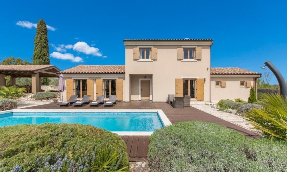 Villa à Svetvincenat, Croatie, 1 447 m² - image 11