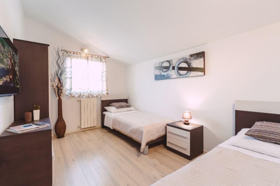 Villa in Pula, Croatia, 347 m² - picture 11