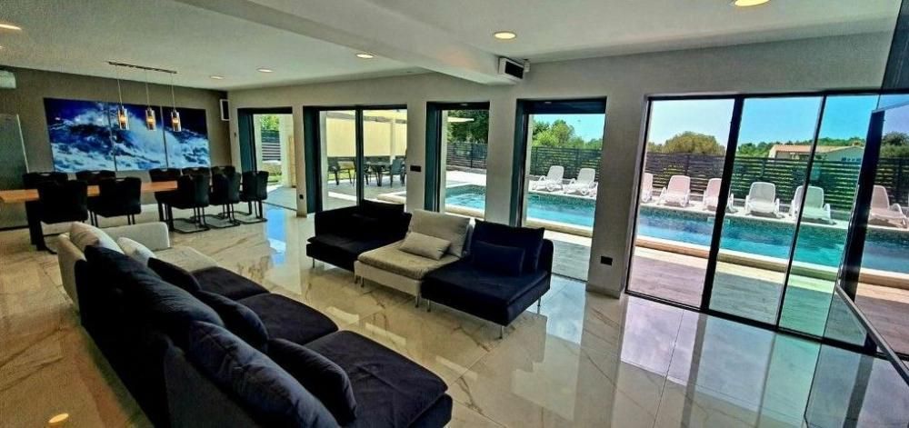 Villa Premantura, Medulin, Croatie, 380 m² - image 11