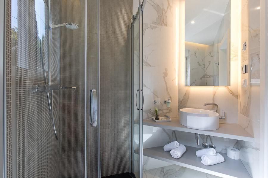 Hotel en Opatija, Croacia, 641 m² - imagen 10