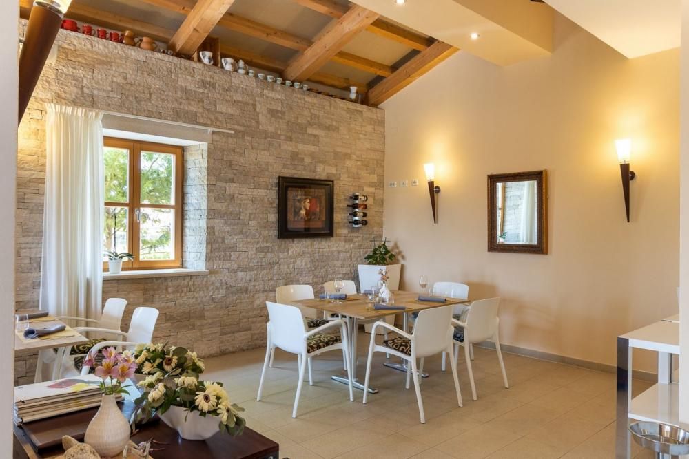 Hotel en Pula, Croacia, 900 m² - imagen 11