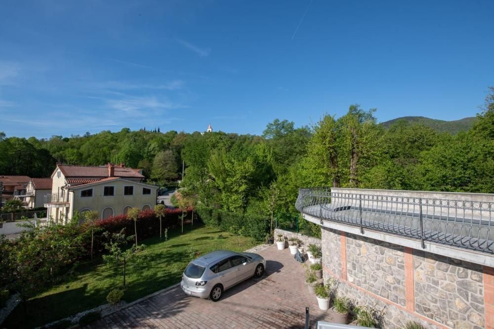 Villa Matulji, Croatia, 405 m² - picture 11