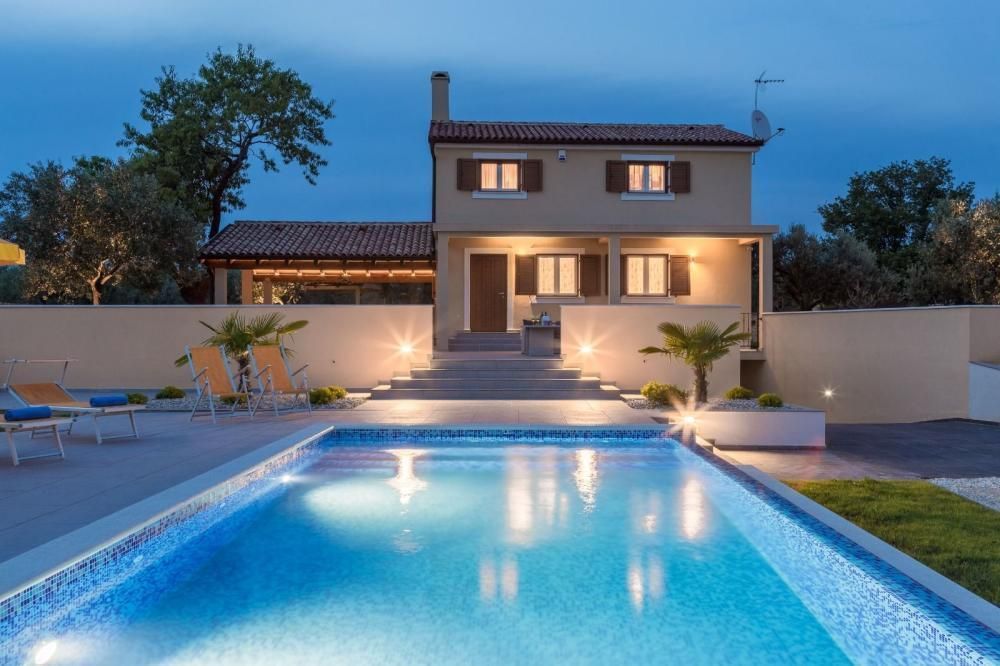 Villa à Fažana, Croatie, 180 m² - image 11