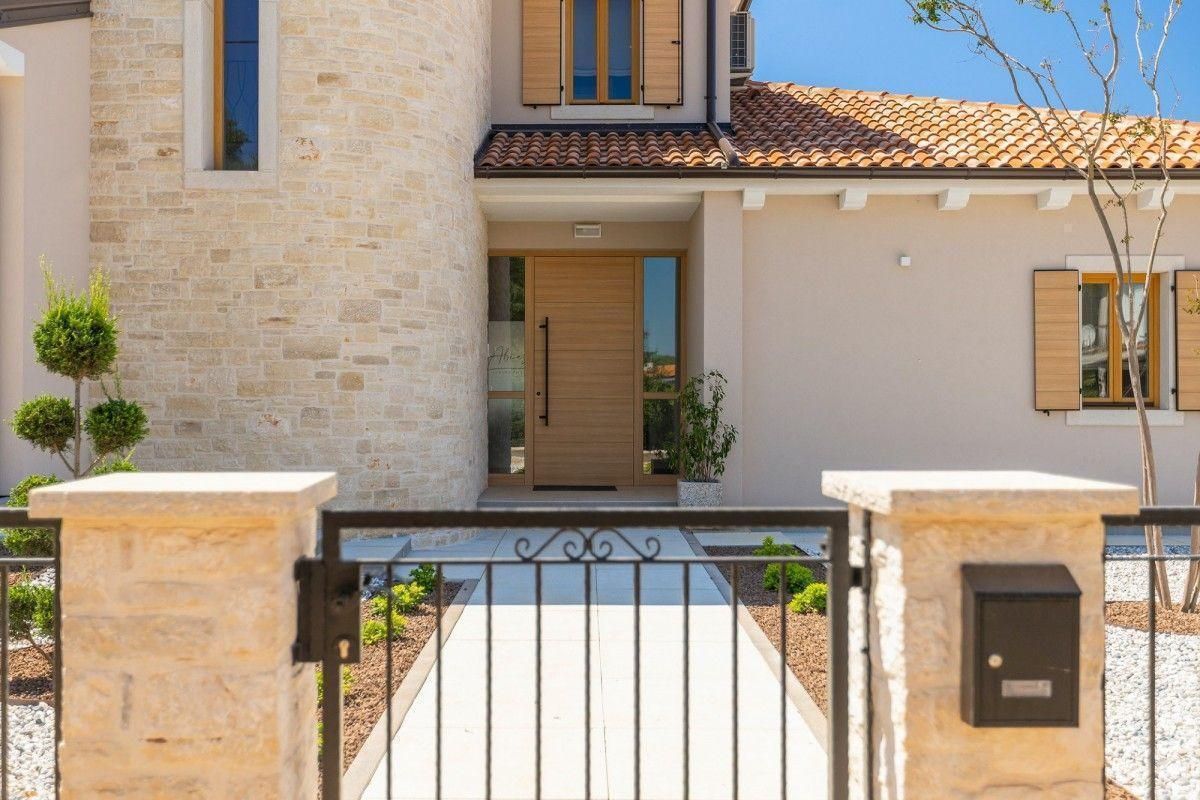 Villa à Rovinj, Croatie, 438 m² - image 11