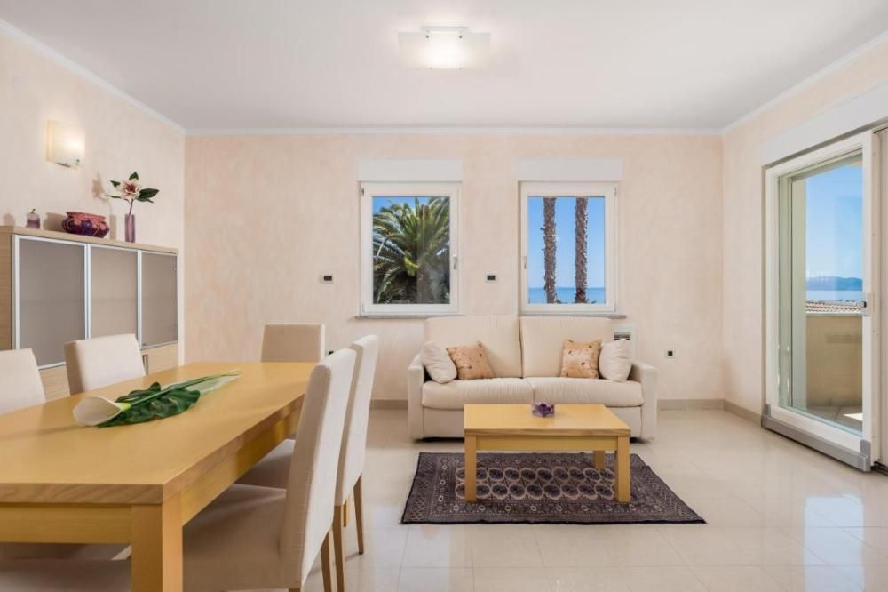 Hotel in Icici, Croatia, 1 500 m² - picture 11