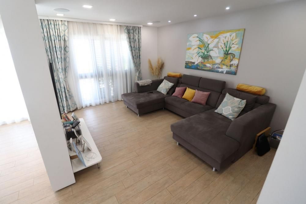 Villa Glavani, Kostrena, Croatia, 250 m² - picture 12