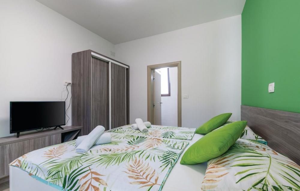 Villa in Pula, Croatia, 565 m² - picture 12