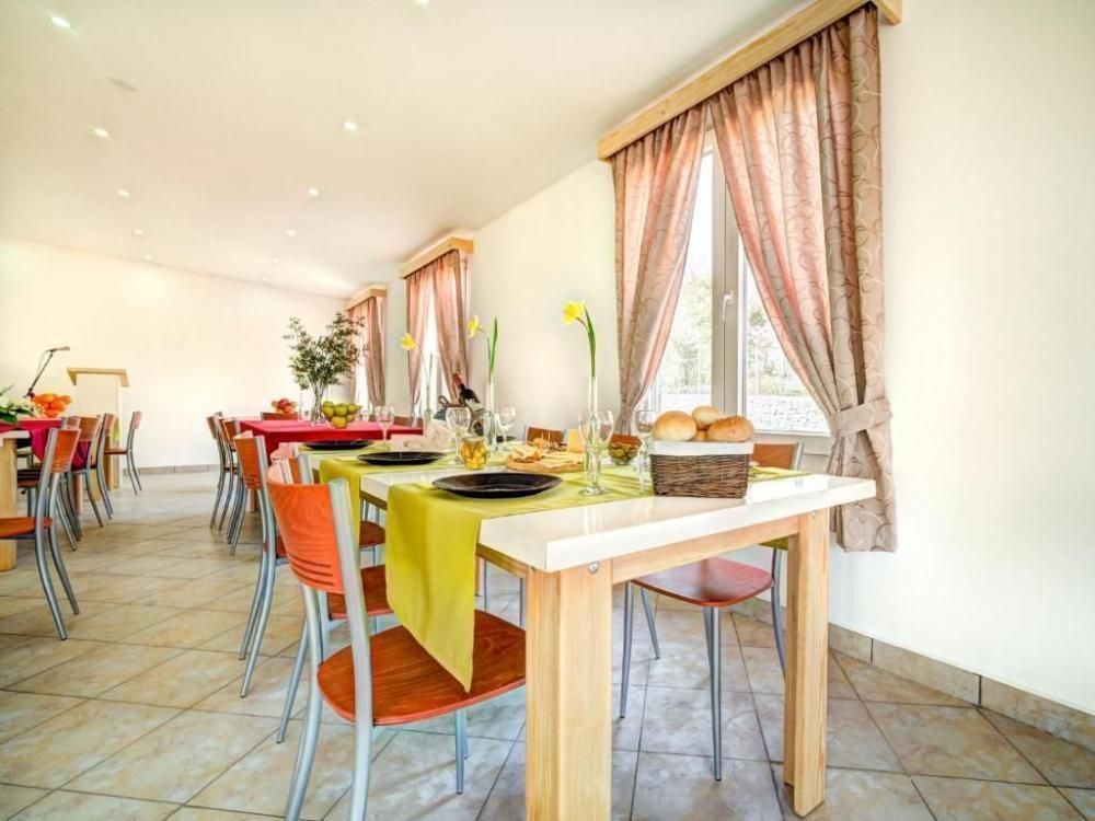 Hotel en Tinjan, Croacia - imagen 12