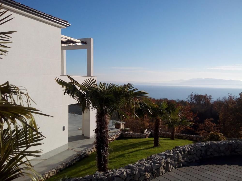 Villa à Rijeka, Croatie, 400 m² - image 12