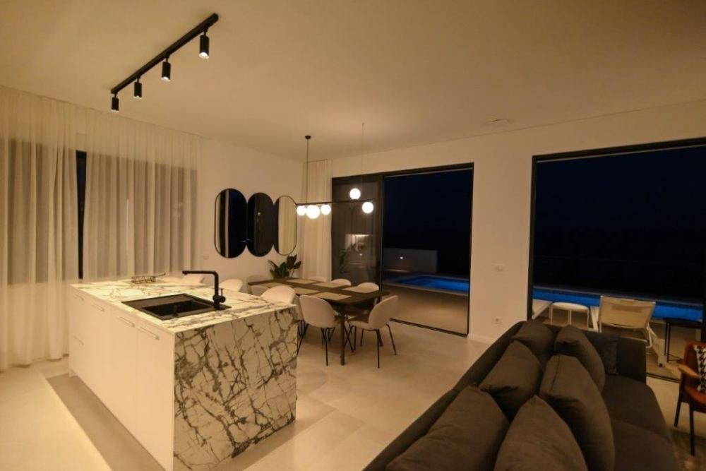 Villa sur Ciovo, Croatie, 204 m² - image 12