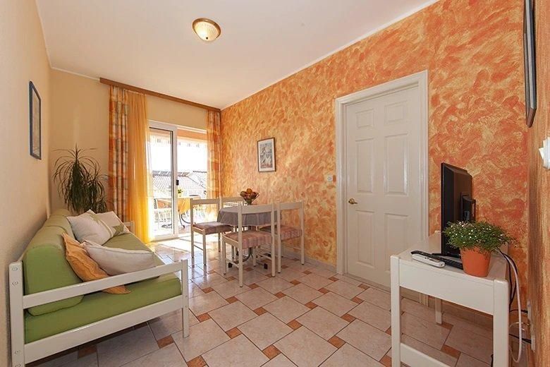 Hotel Tucepi, Croatia, 377 m² - picture 11