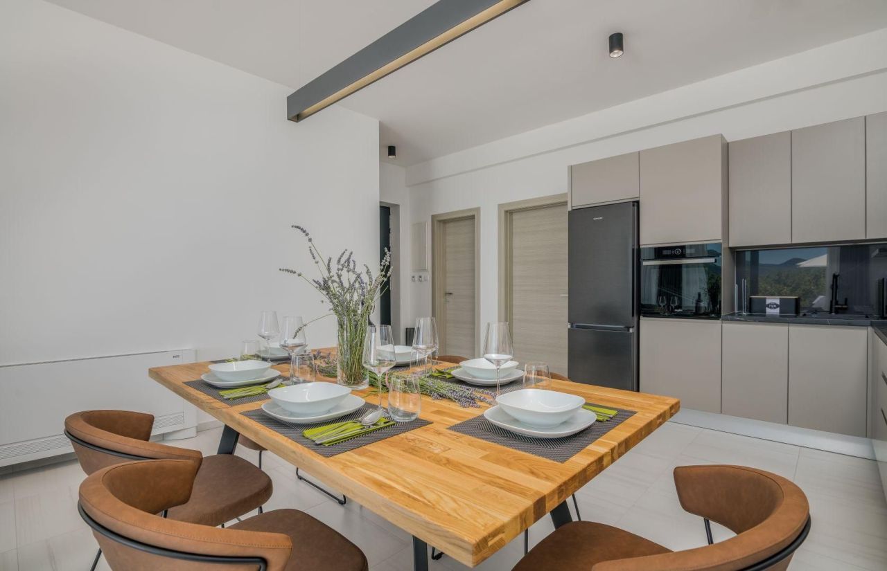 Villa en Opatija, Croacia, 269 m² - imagen 12