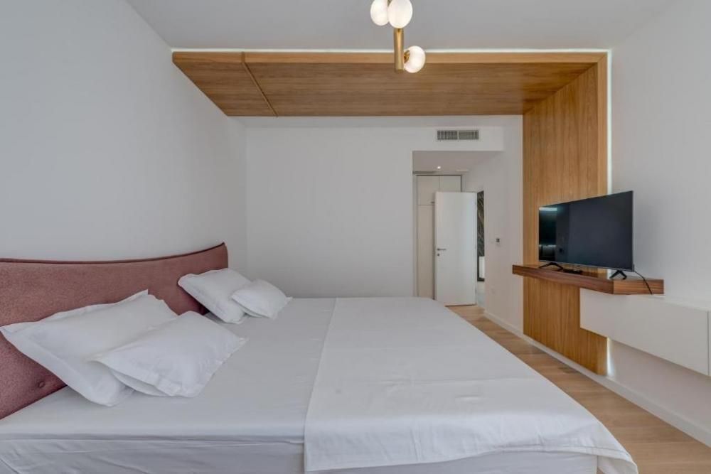 Villa in Baska Voda, Croatia, 400 m² - picture 13