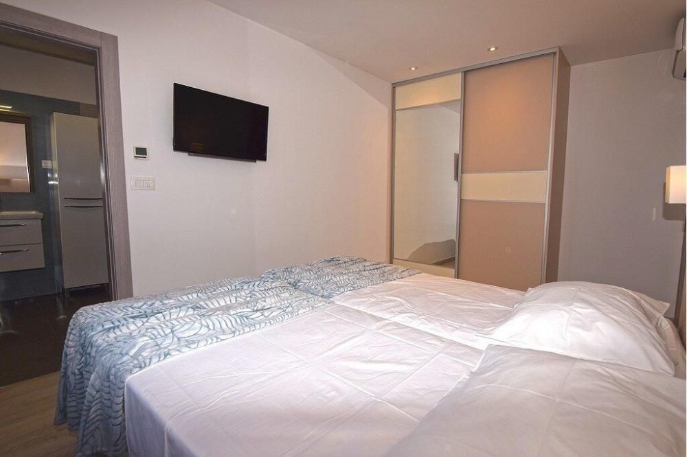 Villa in Pula, Croatia, 145 m² - picture 13