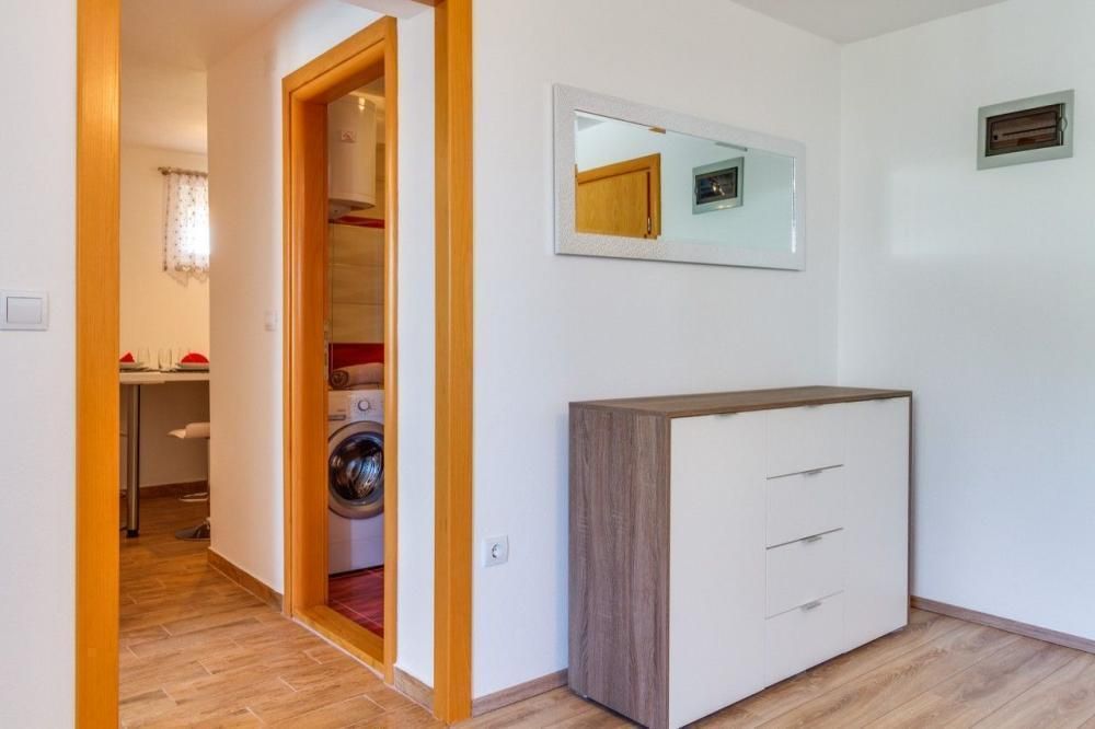 Hotel en Pula, Croacia, 415 m² - imagen 13