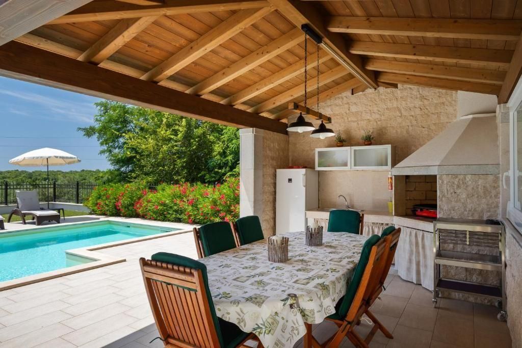 Villa in Buje, Croatia, 186 m² - picture 13