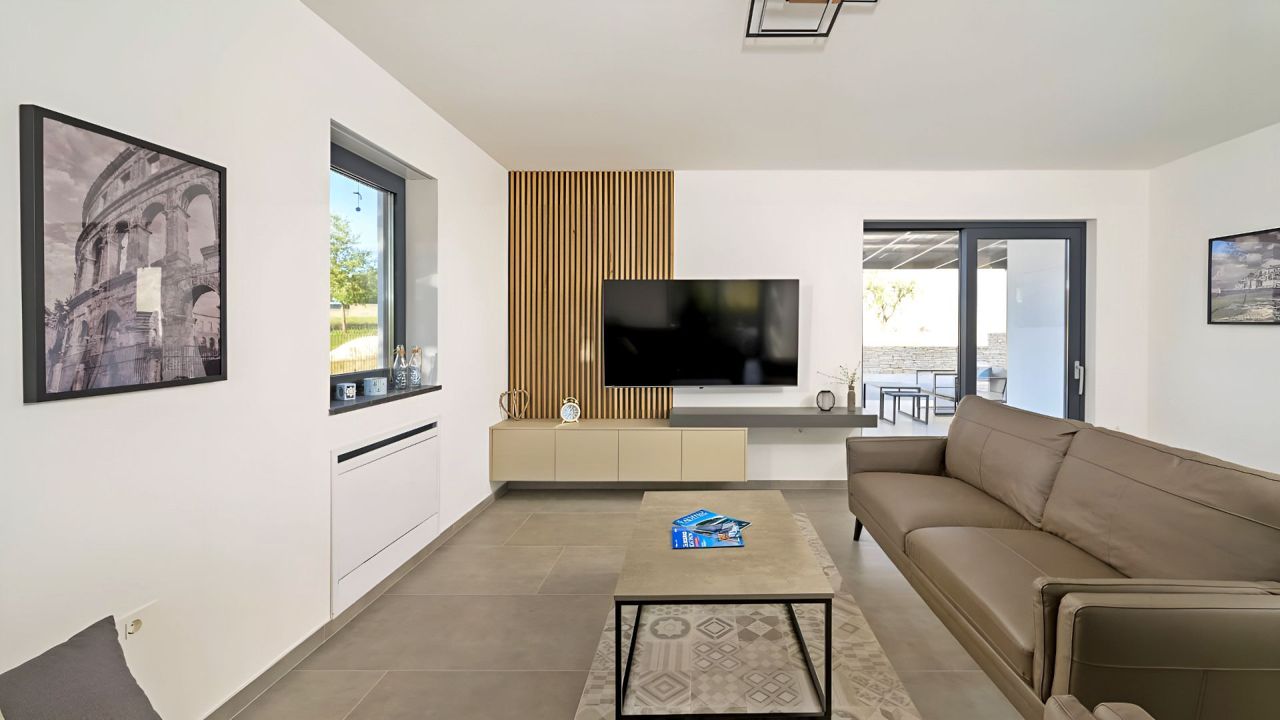 Villa in Svetvincenat, Croatia, 200 m² - picture 13