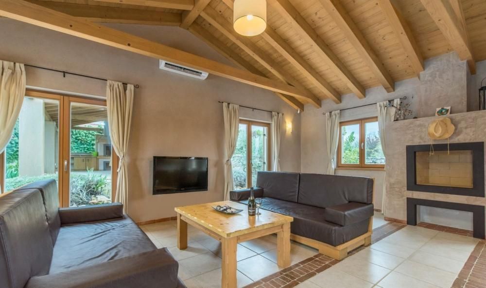Villa à Svetvincenat, Croatie, 1 447 m² - image 14