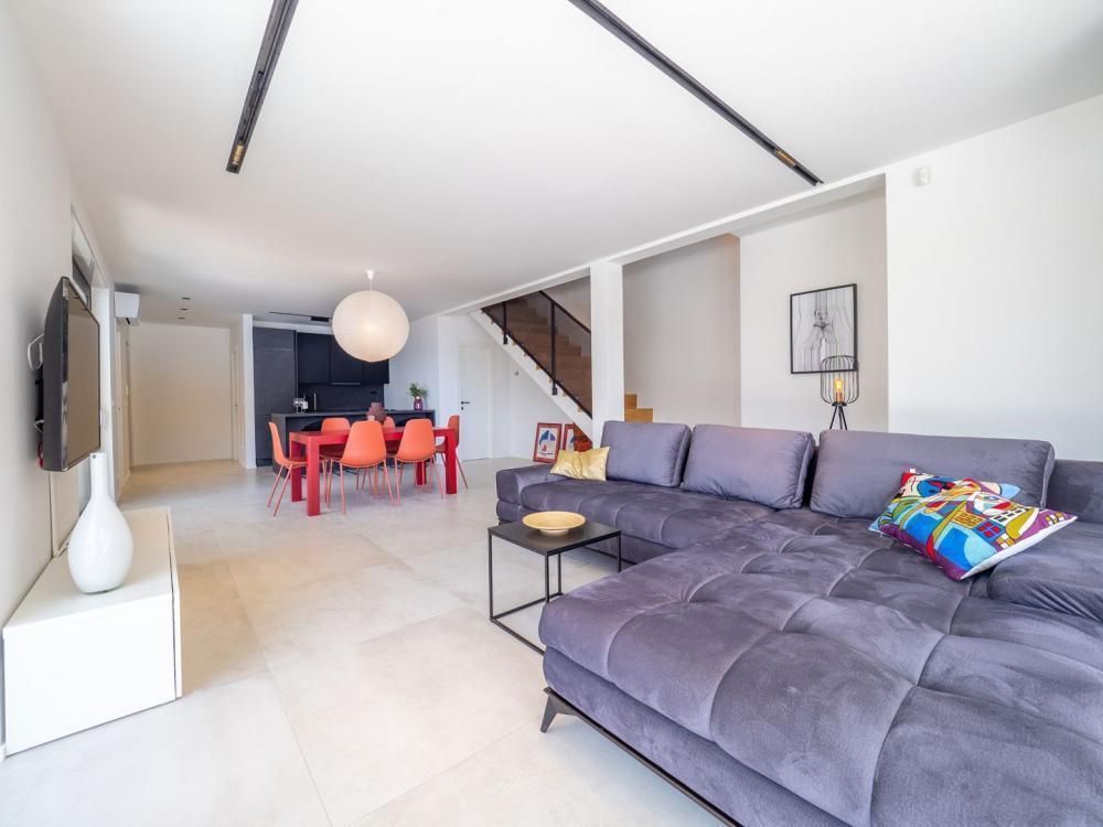 Villa in Vrbnik, Croatia, 150 m² - picture 14